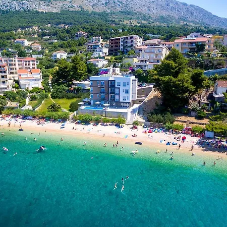 Veronika * Omiš